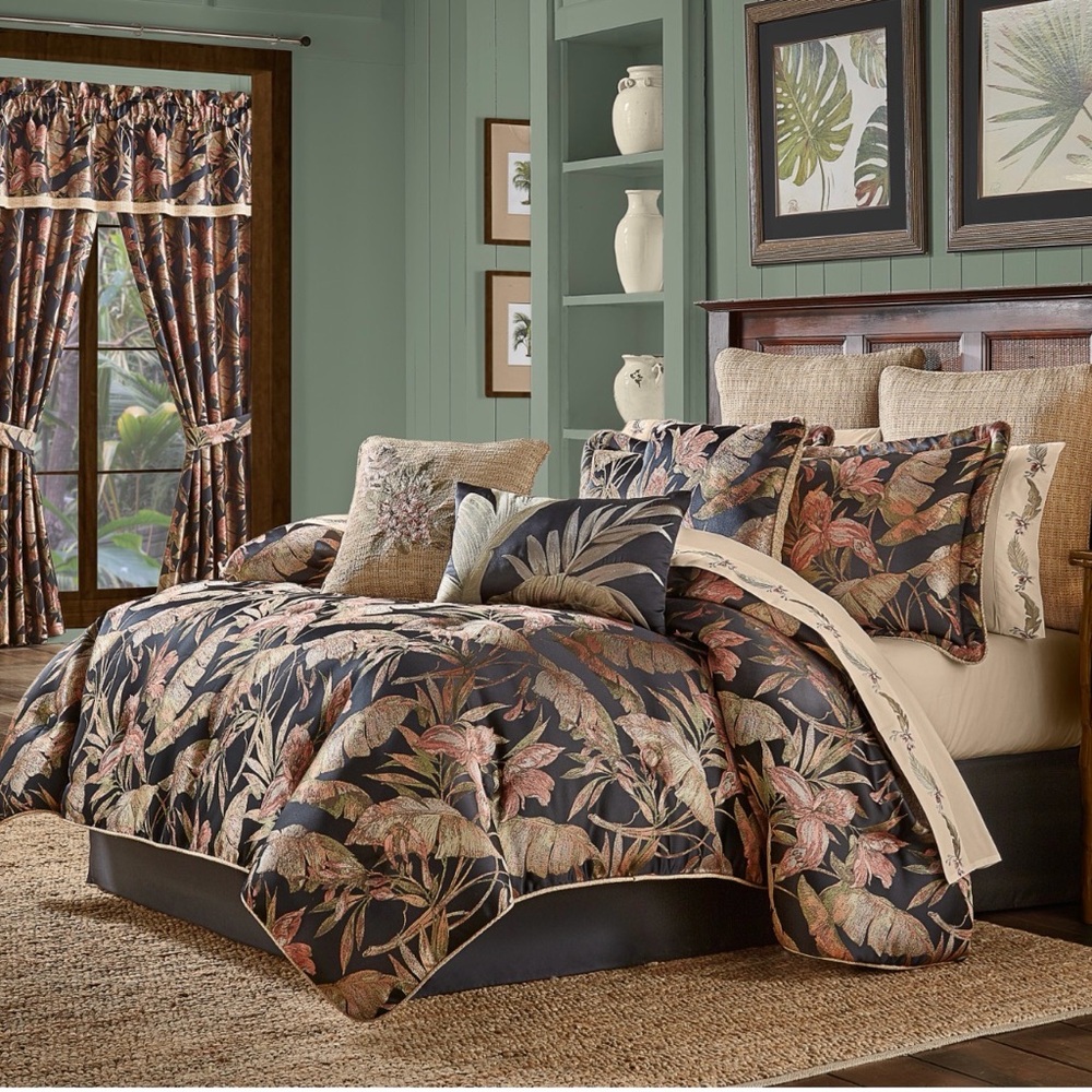 J. Queen New York Martinique Comforter Set Sz 4Pc California King NEW